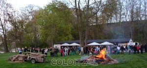 Osterfeuer im Schlosspark