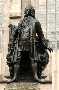 Johann Sebastian Bach-Denkmal in Leipzig vor der Thomaskirche