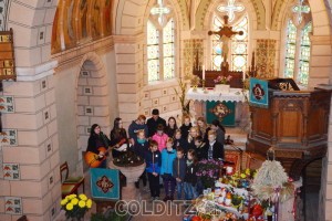 Der Kinderchor gibt ein Ständchen