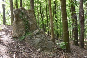 Unweit davon - eine völlig andere Gesteinsart