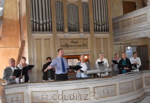 Musikalische Umrahmung durch Mark Zocher (Orgel) und dem Kirchenchor Zschirla-Erlbach