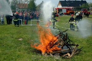 Die Jugendfeuerwehr während der Übung