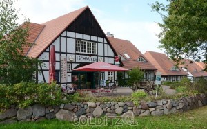 Einst Dorfschmiede - heute idyllische Gaststätte in Mellenthin