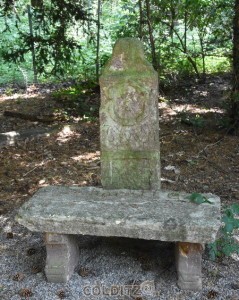 Der Weisse Stein nahe Thierbaum - ein altes Kulturdenkmal