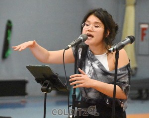 Innig spürbar in die Osmose vertieft - Kezia Editha Christy