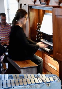 Anne Heise an der Orgel