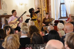Singen und schunkeln Sie mit...